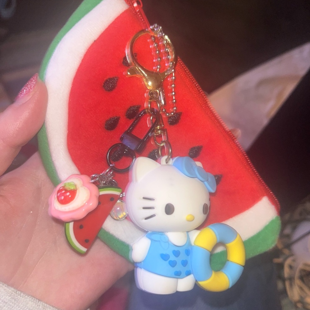 NEW Hello Kitty Watermelon Keychain Set - Picture 3 of 3
